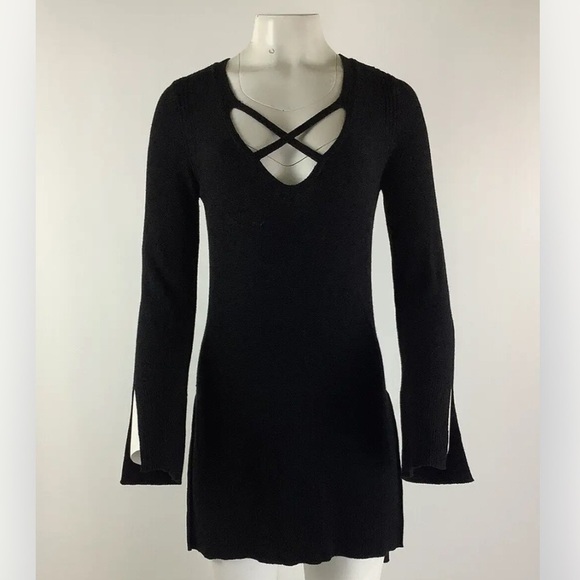 Free People Sweaters - Free People Sz S Criss Cross  Neck Tunic Sweater Black Rayon Acrylic Pullover